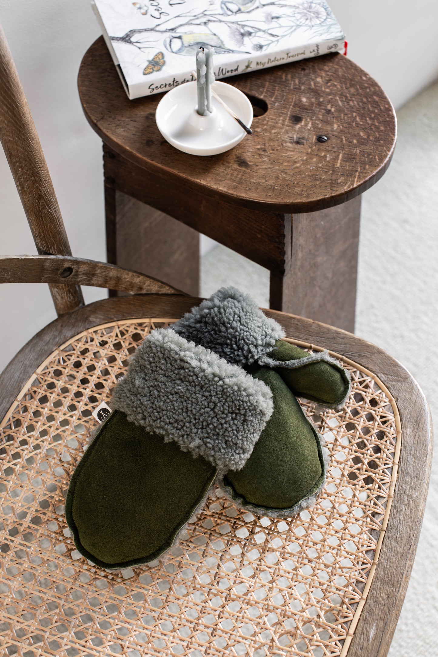 Sheepskin Mittens Tan & Olive