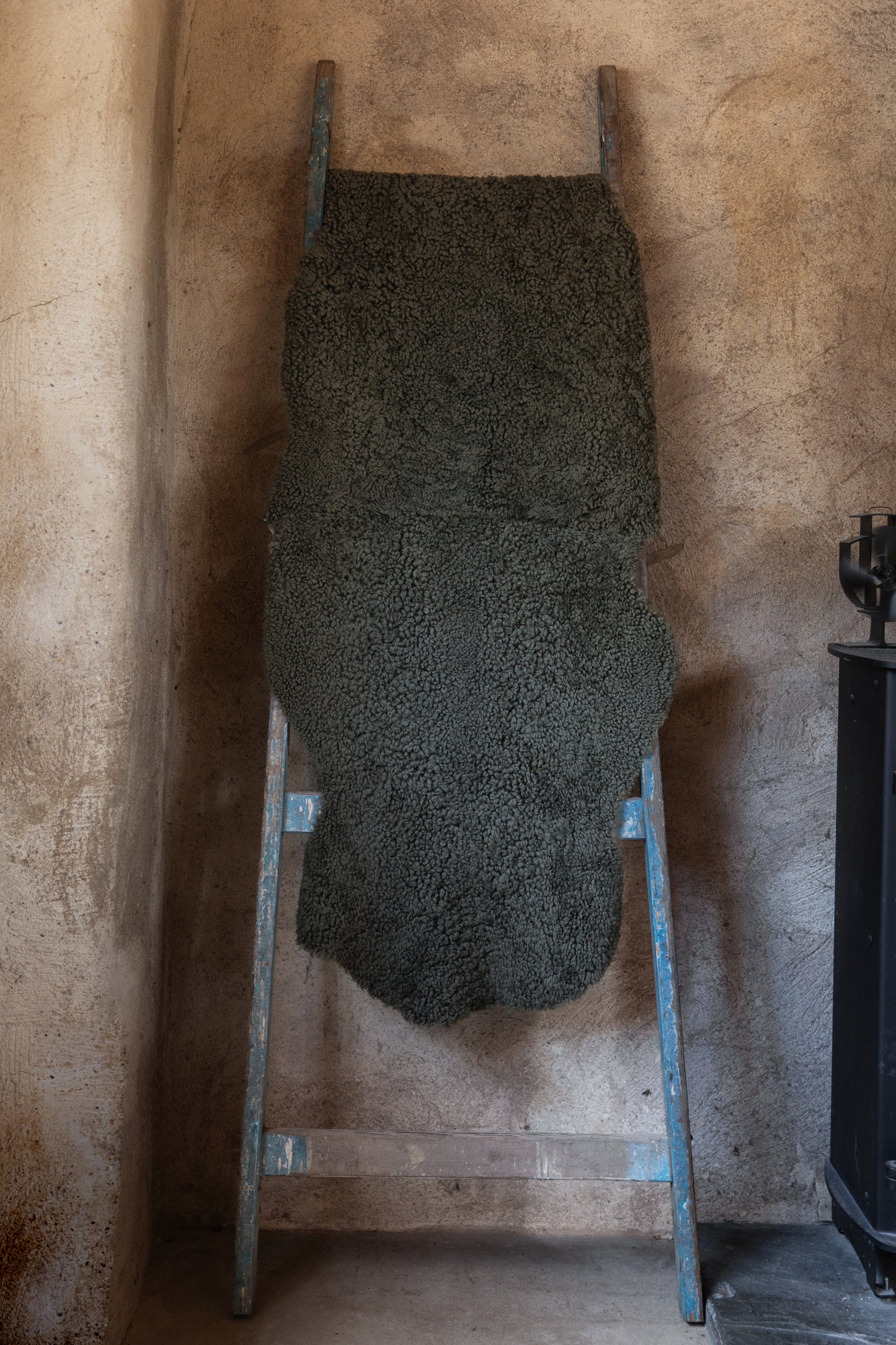 Double Cropped Sheepskin Rug - Multiple Colours