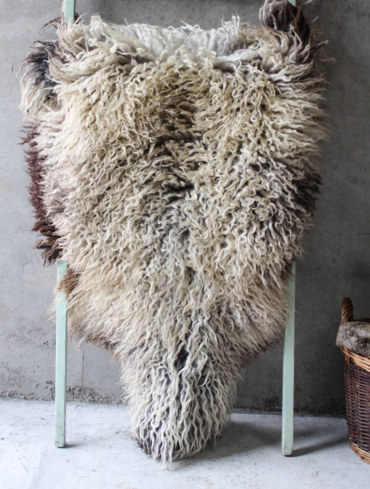 Giant Longwool Sheepskin Rug